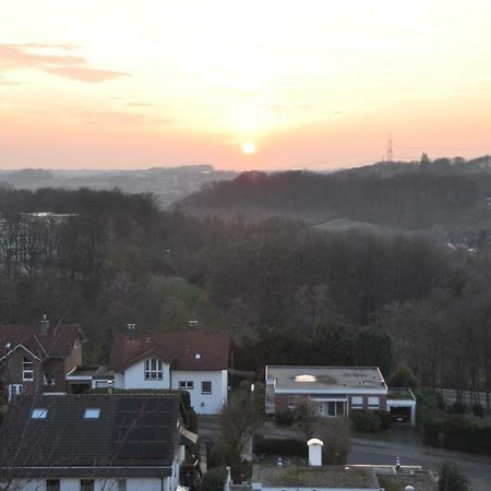 Ferienwohnung Weitblick Velbert Bagian luar foto