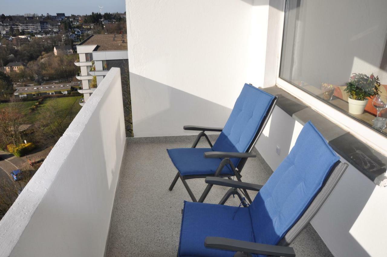 Ferienwohnung Weitblick Velbert Bagian luar foto